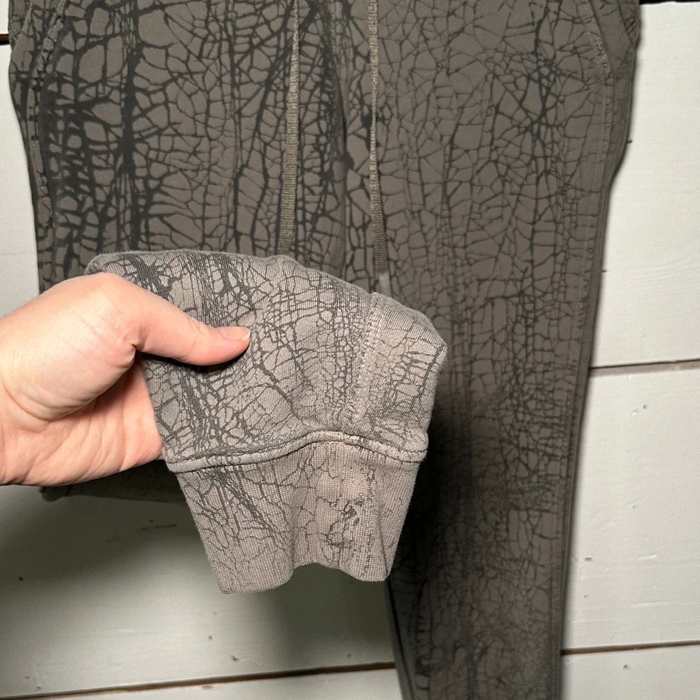 lululemon athletica great no